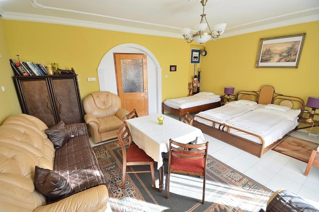 Hotel Nora Haz Hajdúszoboszló Extérieur photo