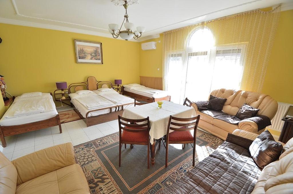 Hotel Nora Haz Hajdúszoboszló Extérieur photo