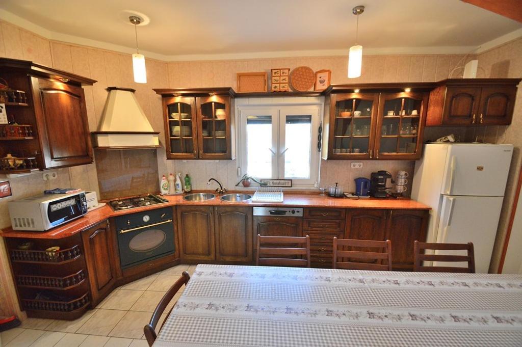 Hotel Nora Haz Hajdúszoboszló Extérieur photo